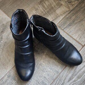 Cobb Hill Gratasha Hardware Size 7.5